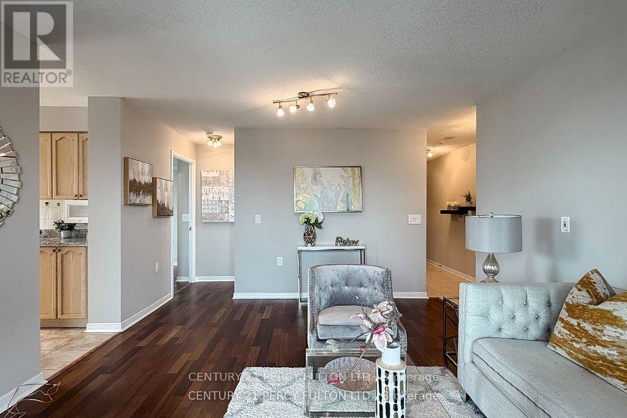 2606 - 22 Olive Avenue, Toronto, ON - Indoor Photo Showing Living Room