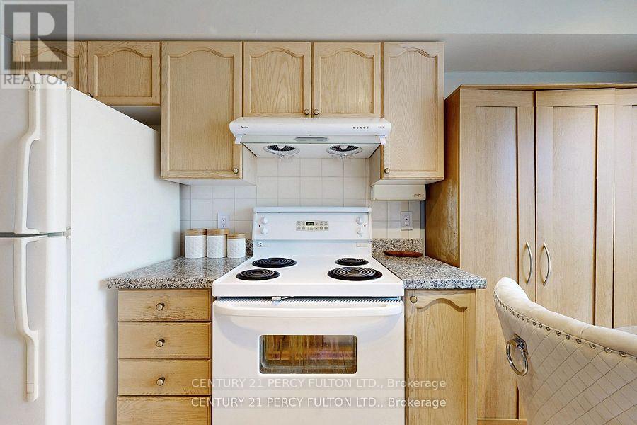 2606 - 22 Olive Avenue, Toronto, ON - Indoor Photo Showing Kitchen