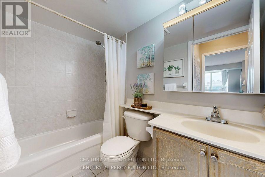 2606 - 22 Olive Avenue, Toronto, ON - Indoor Photo Showing Bathroom