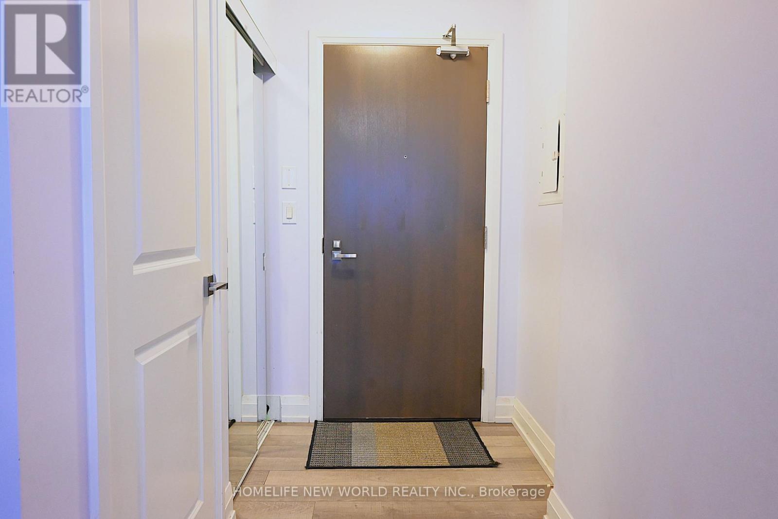 Ph2-08 - 7161 Yonge Street, Markham, ON - Indoor Photo Showing Other Room