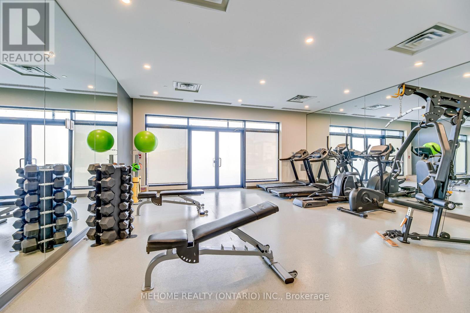 312 - 3265 Carding Mill Trail W, Oakville, ON - Indoor Photo Showing Gym Room
