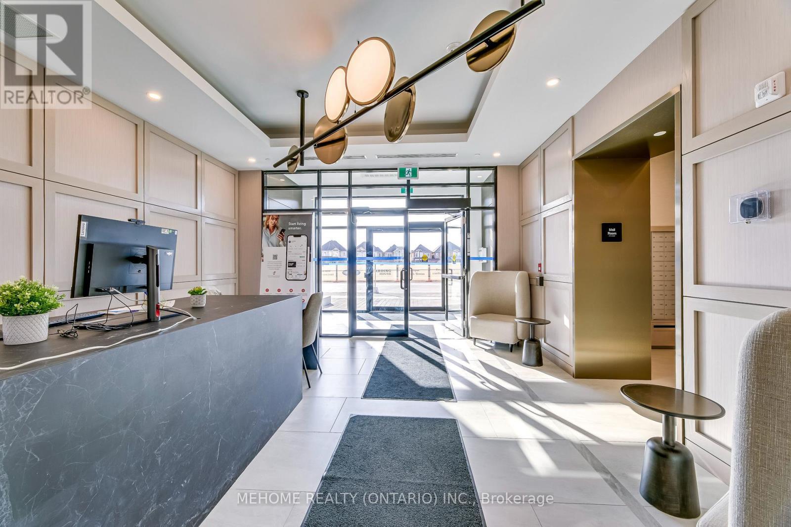 312 - 3265 Carding Mill Trail W, Oakville, ON - Indoor Photo Showing Other Room