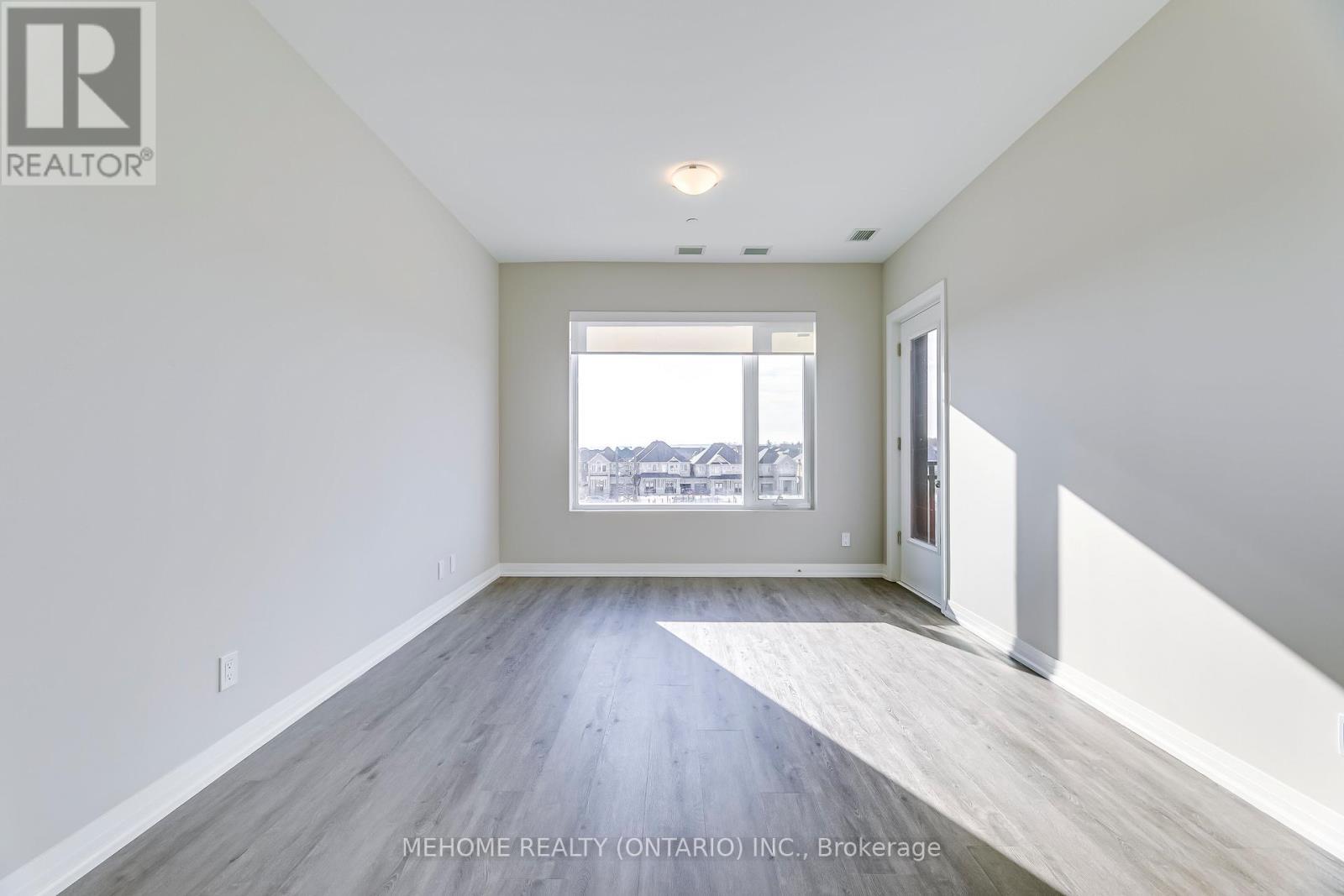 312 - 3265 Carding Mill Trail W, Oakville, ON - Indoor Photo Showing Other Room