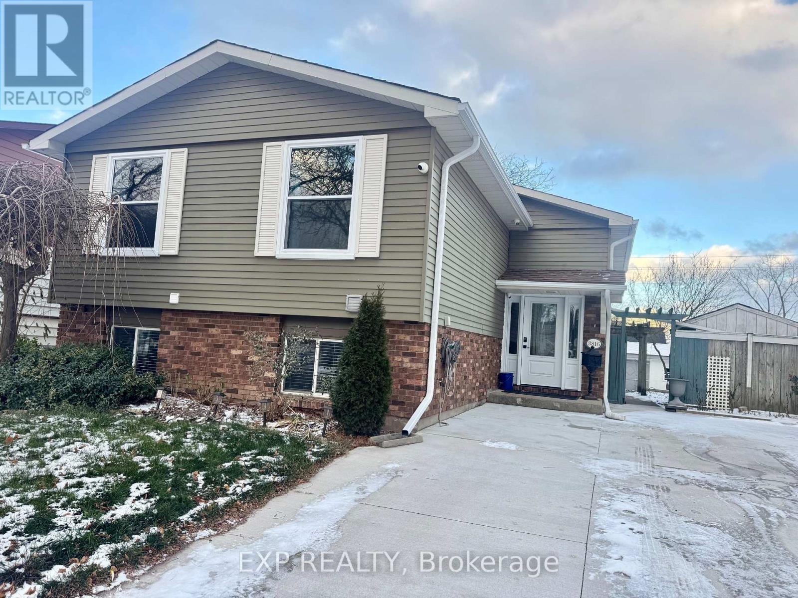 3816 Panama Court, Niagara Falls (Church'S Lane), ON - Outdoor