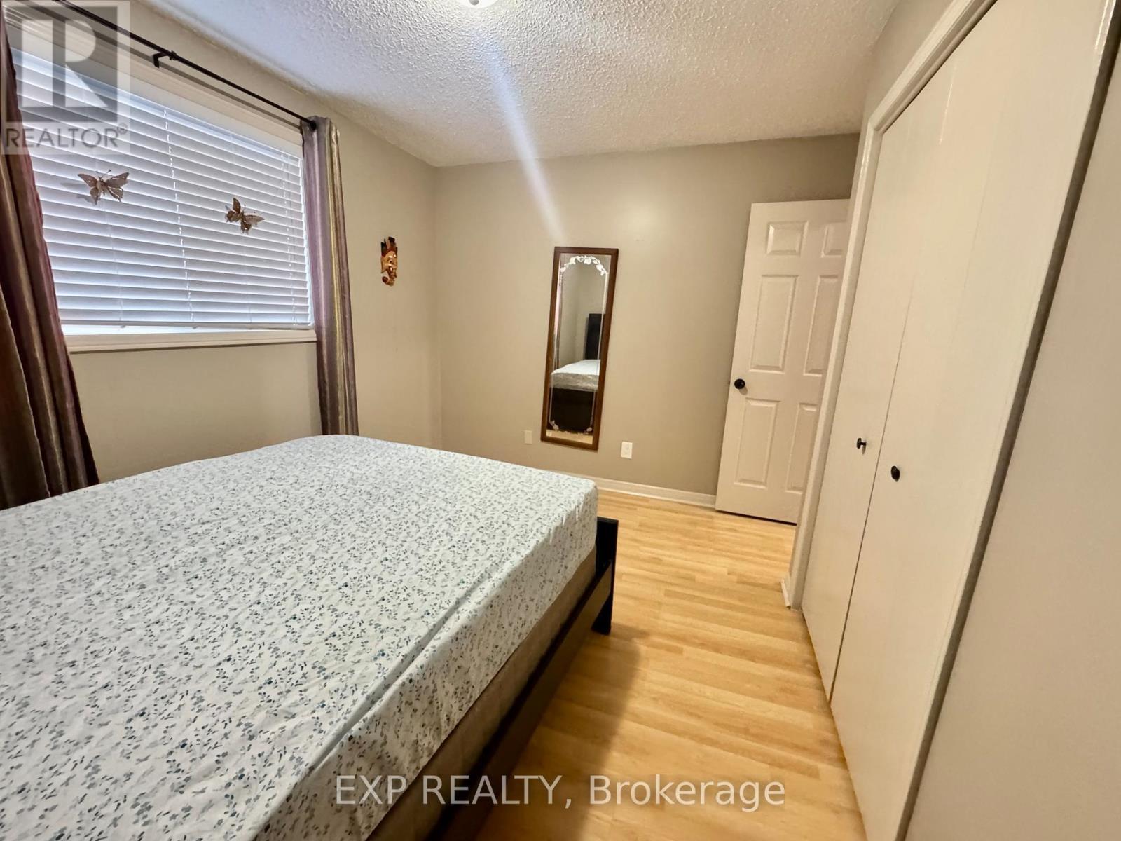 3816 Panama Court, Niagara Falls (Church'S Lane), ON - Indoor Photo Showing Bedroom