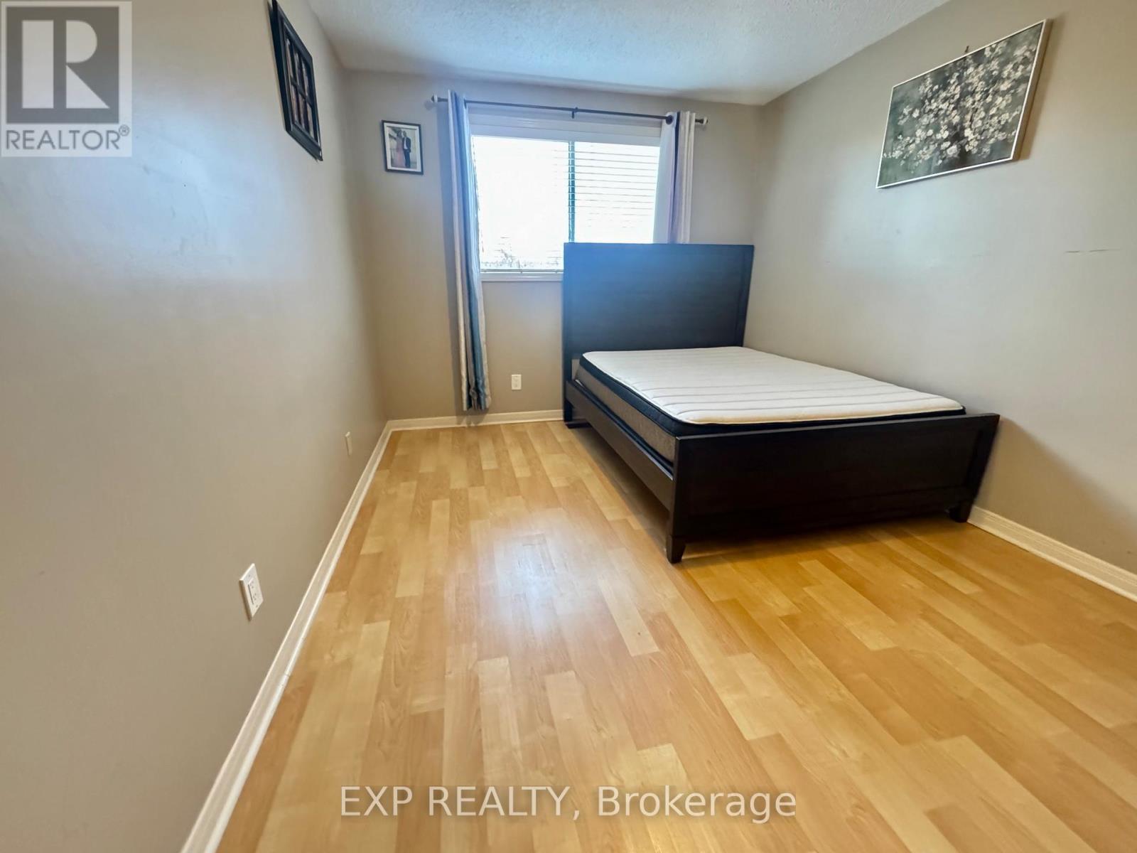 3816 Panama Court, Niagara Falls (Church'S Lane), ON - Indoor Photo Showing Bedroom