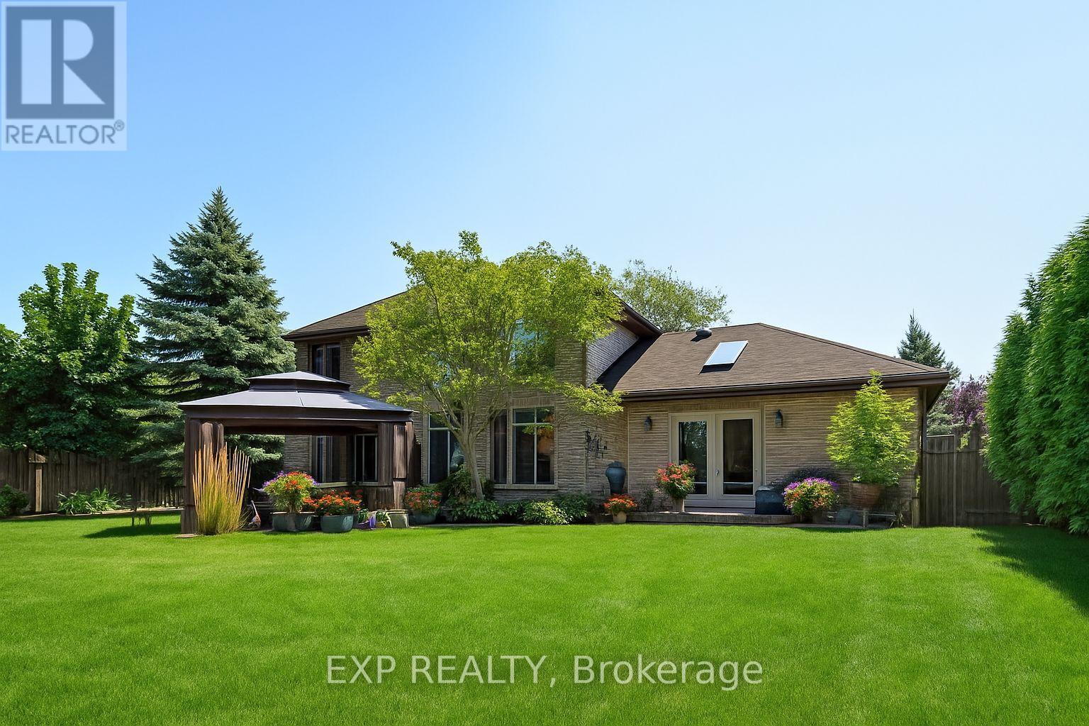 3914 Carolynn Court, Lincoln (Lincoln-Jordan/Vineland), ON - Outdoor