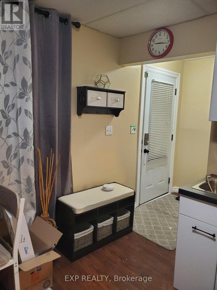 1 - 31 Raymond Street, St. Catharines (Downtown), ON - Indoor