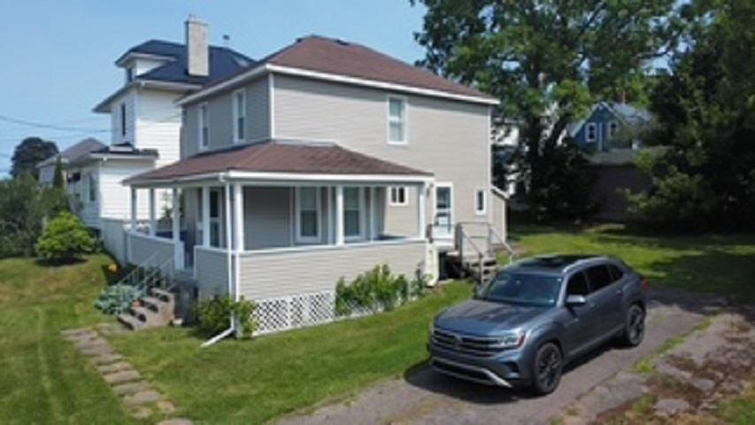 2 Dickey Street, Amherst, NS