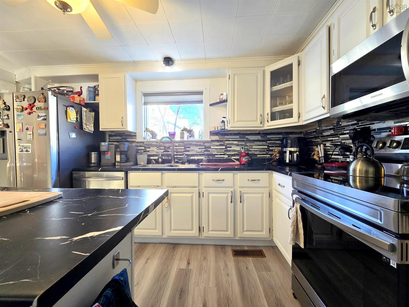 13 Belmont Street, Amherst, NS