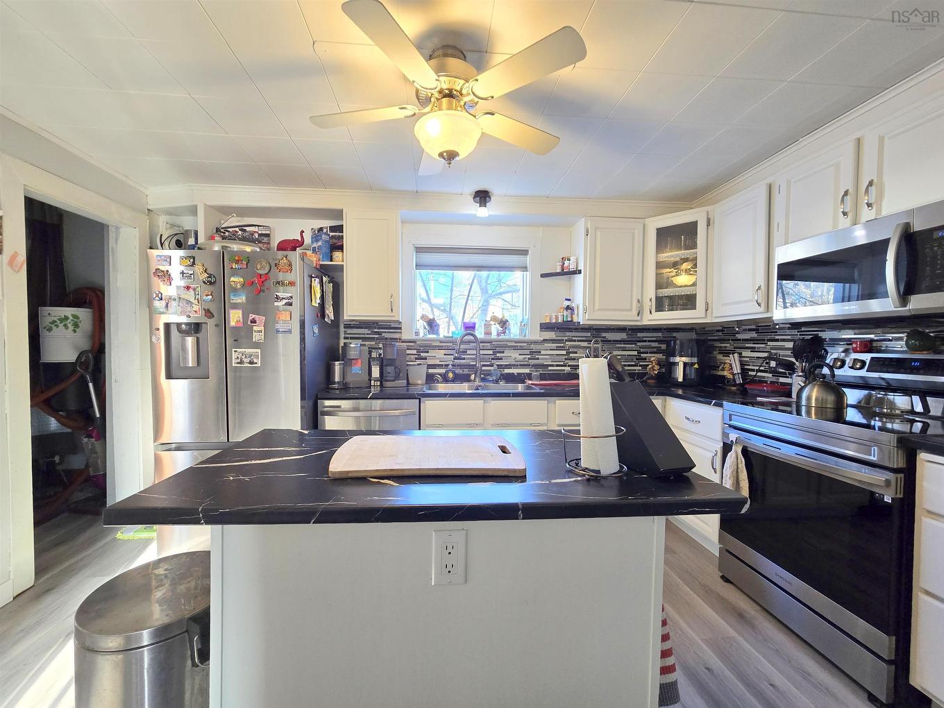 13 Belmont Street, Amherst, NS