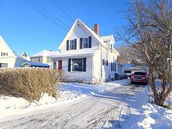 13 Belmont Street Amherst, NS B4H 2E3