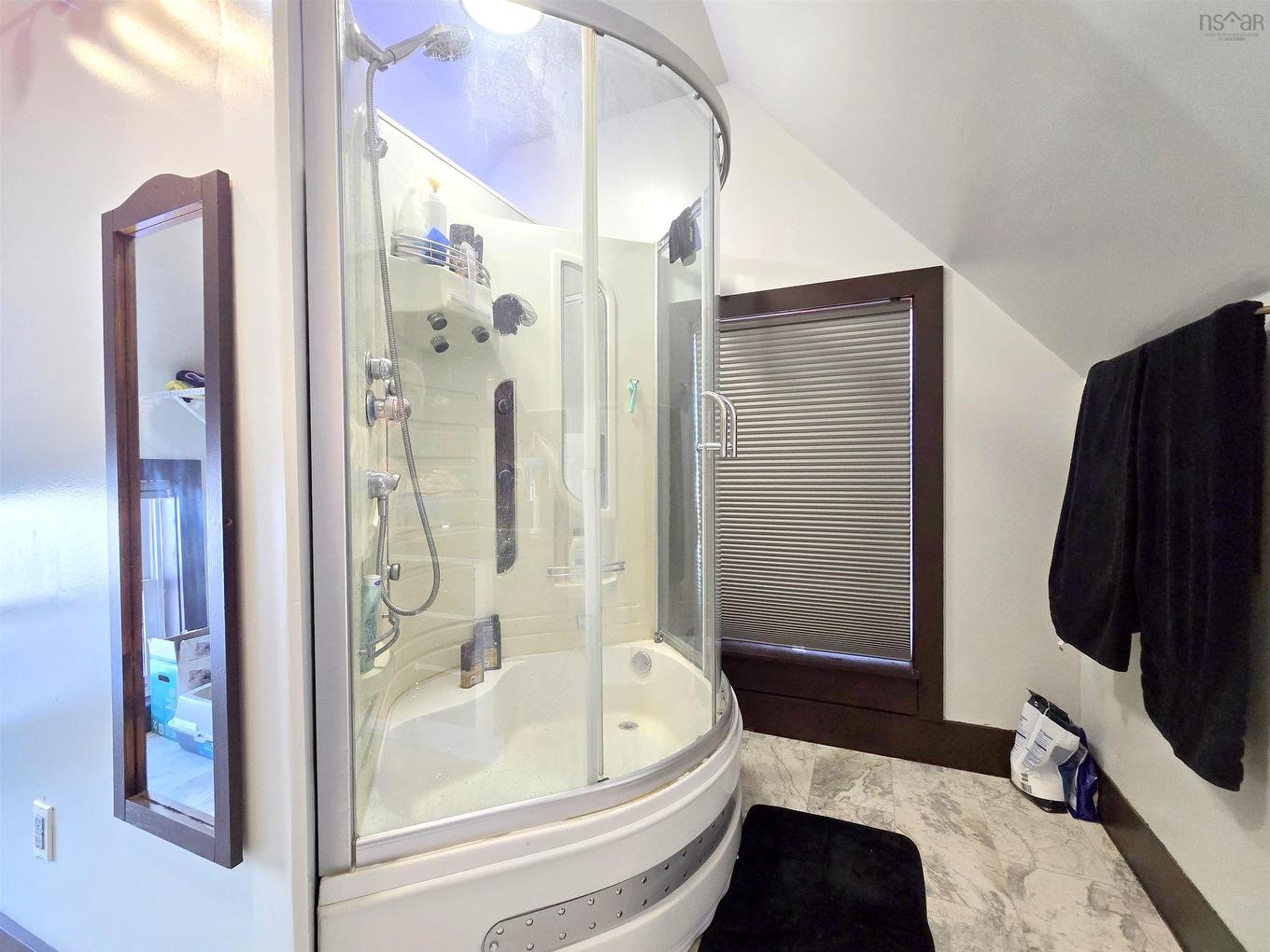 13 Belmont Street, Amherst, NS