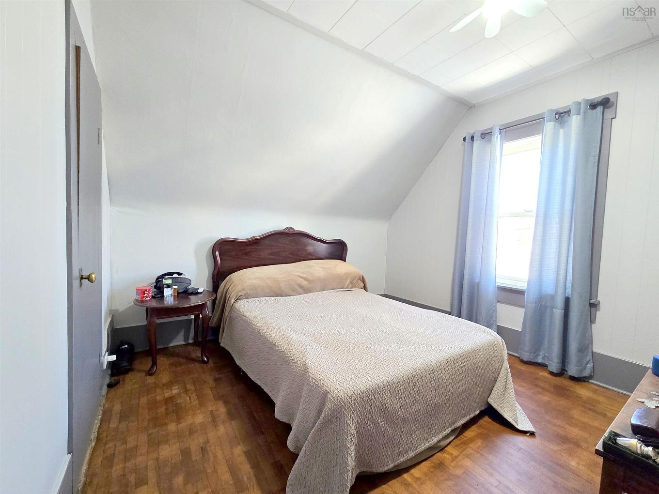 13 Belmont Street, Amherst, NS