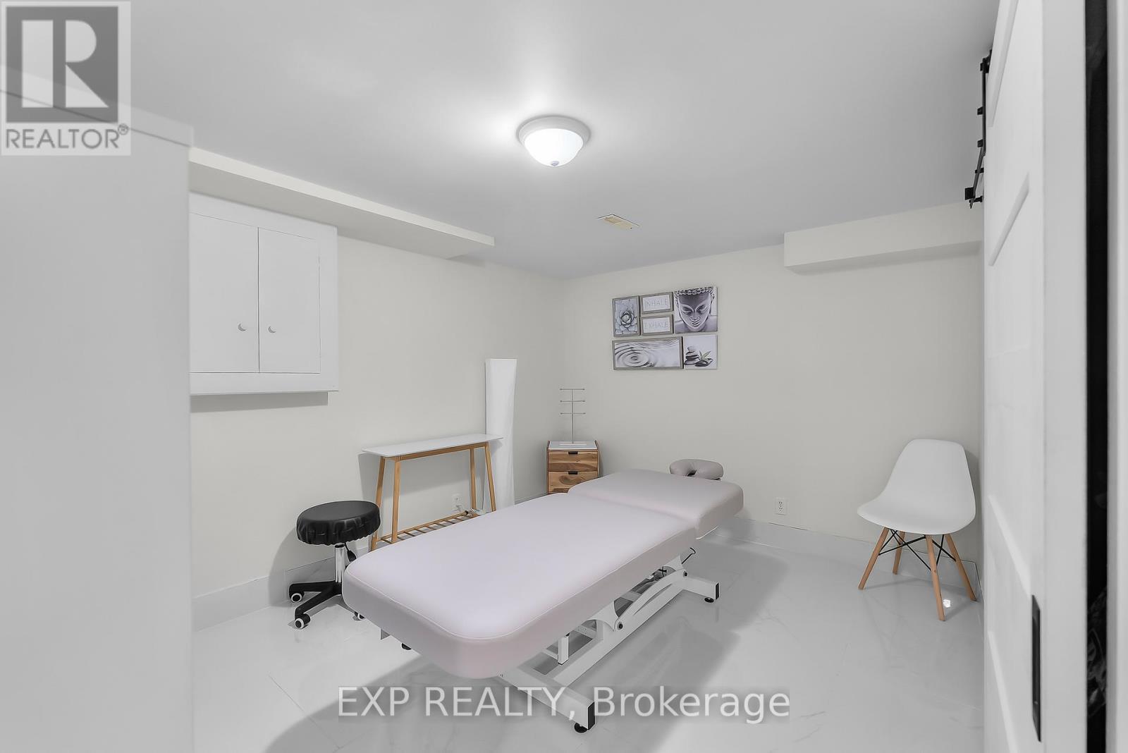 7321 Dorchester Road, Niagara Falls (Marineland), ON -