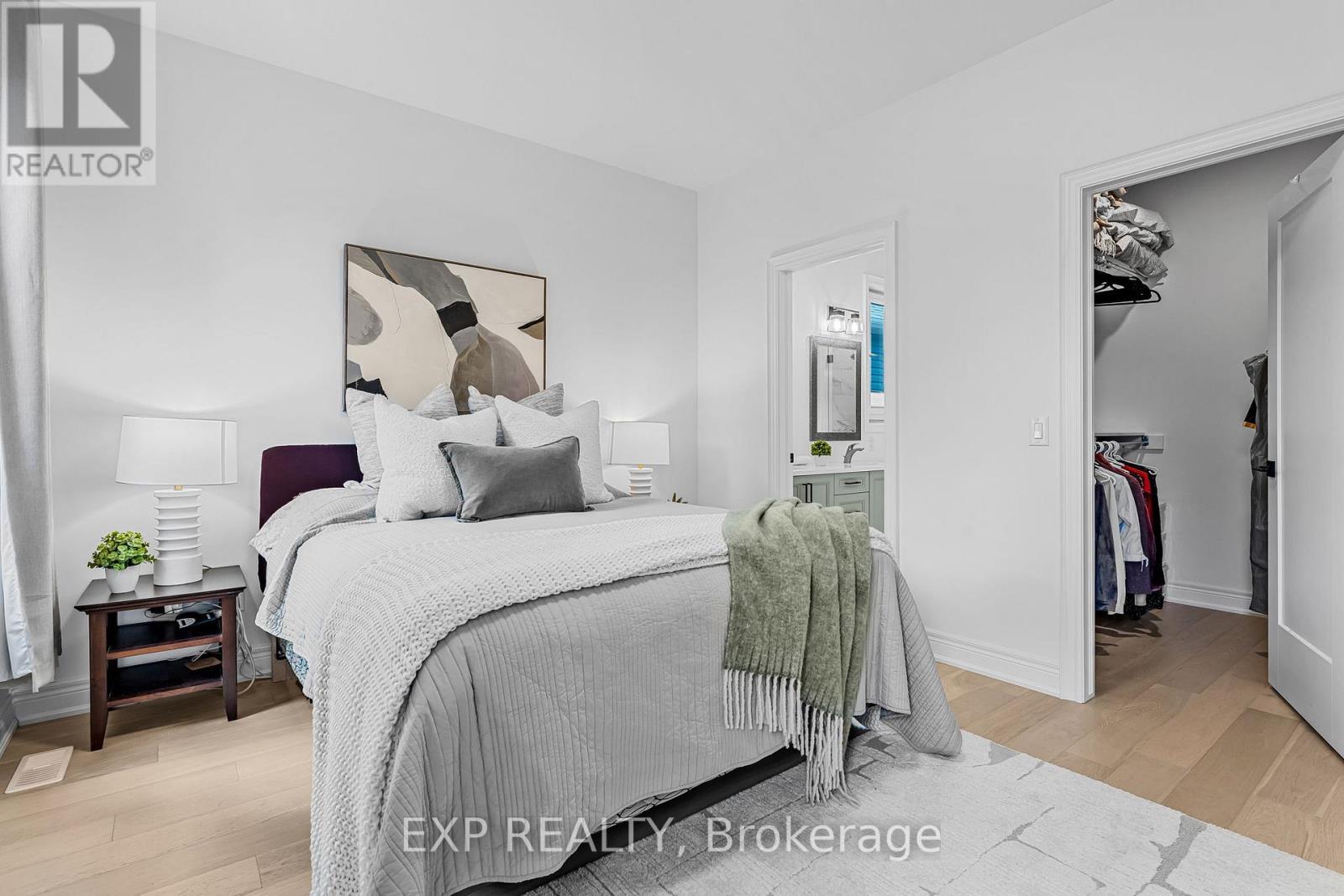 4242 Village Creek Drive, Fort Erie (Stevensville), ON - Indoor Photo Showing Bedroom
