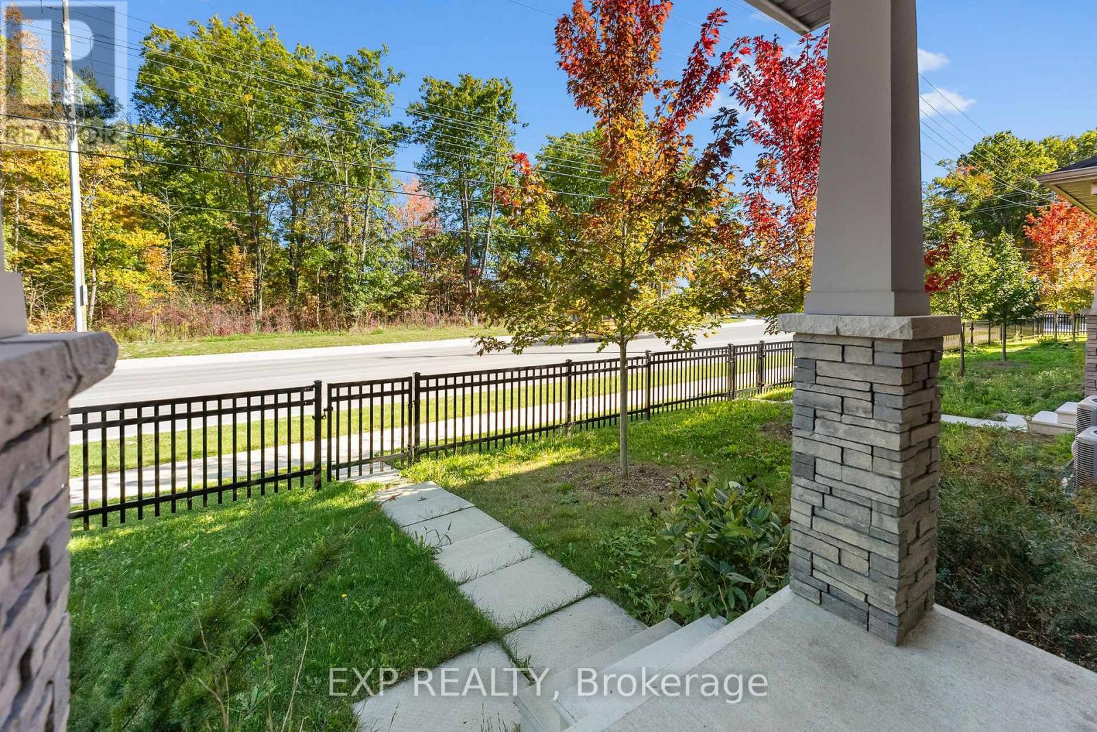 15 - 8273 Tulip Tree Drive, Niagara Falls (Brown), ON - Outdoor