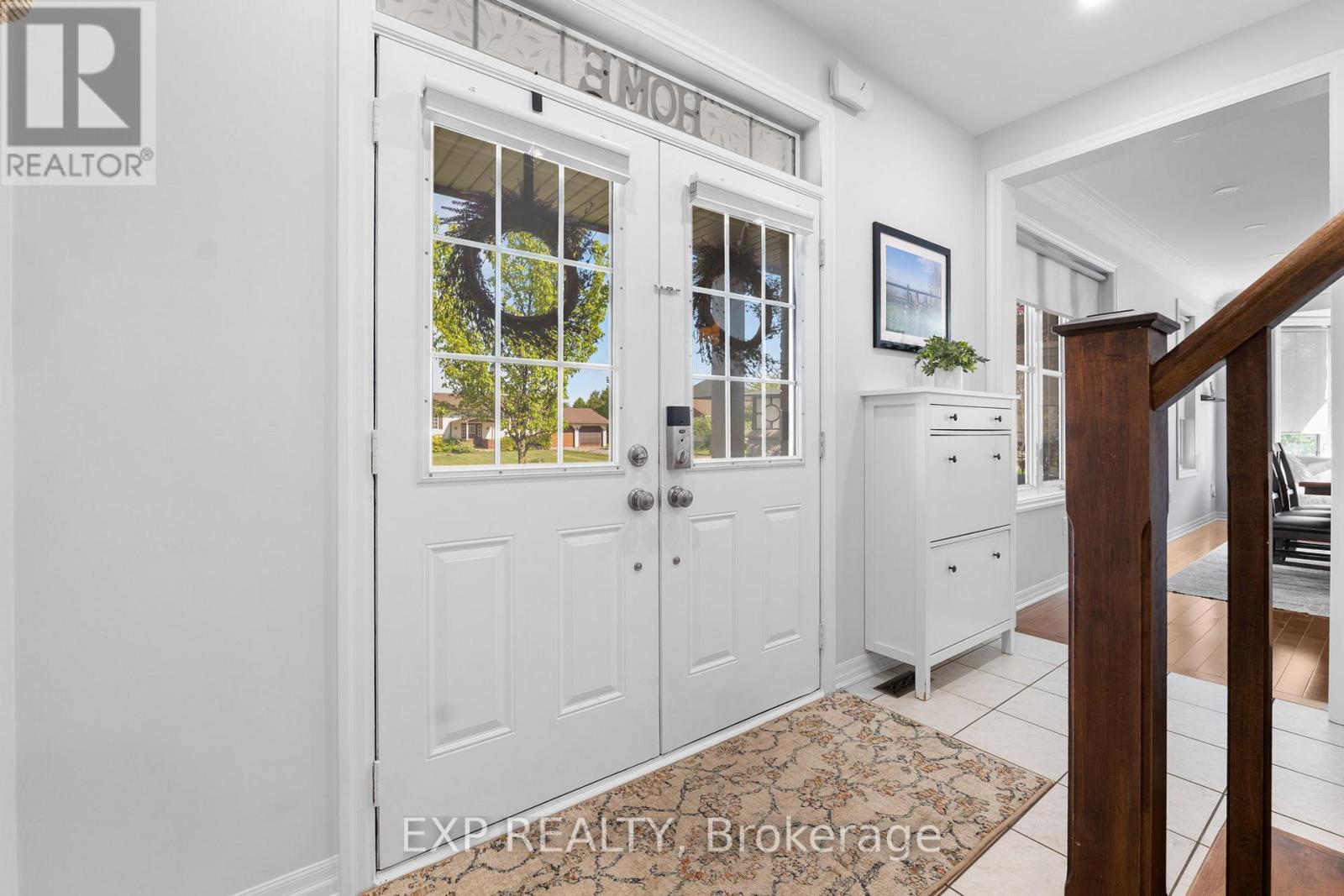 563 Fifty Road, Hamilton (Winona Park), ON - Indoor Photo Showing Other Room