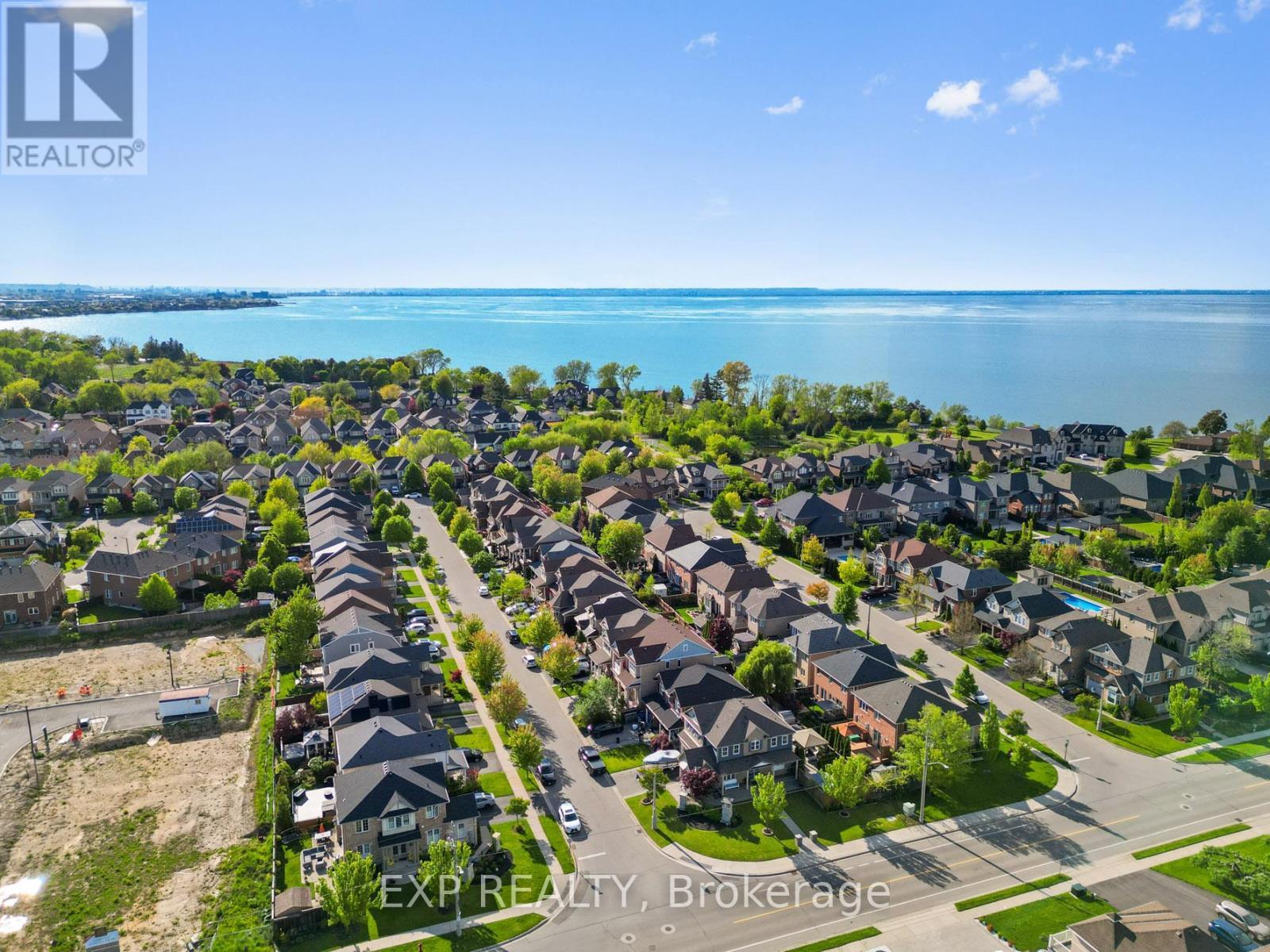 563 Fifty Road, Hamilton (Winona Park), ON - Outdoor With Body Of Water With View