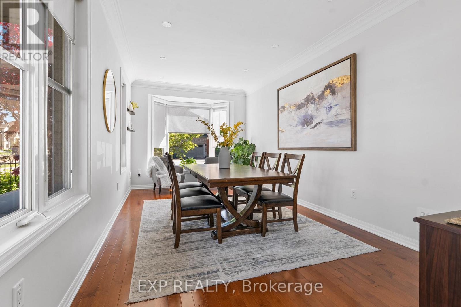 563 Fifty Road, Hamilton (Winona Park), ON - Indoor Photo Showing Dining Room