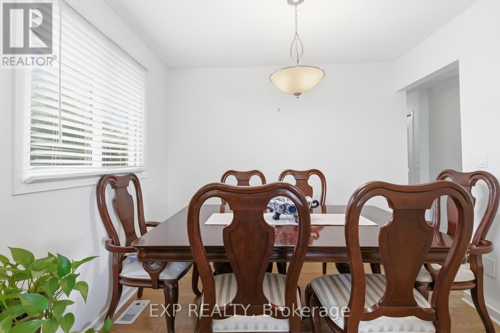 510 1/2 Niagara Street, St. Catharines (Vine/Linwell), ON - Indoor Photo Showing Dining Room