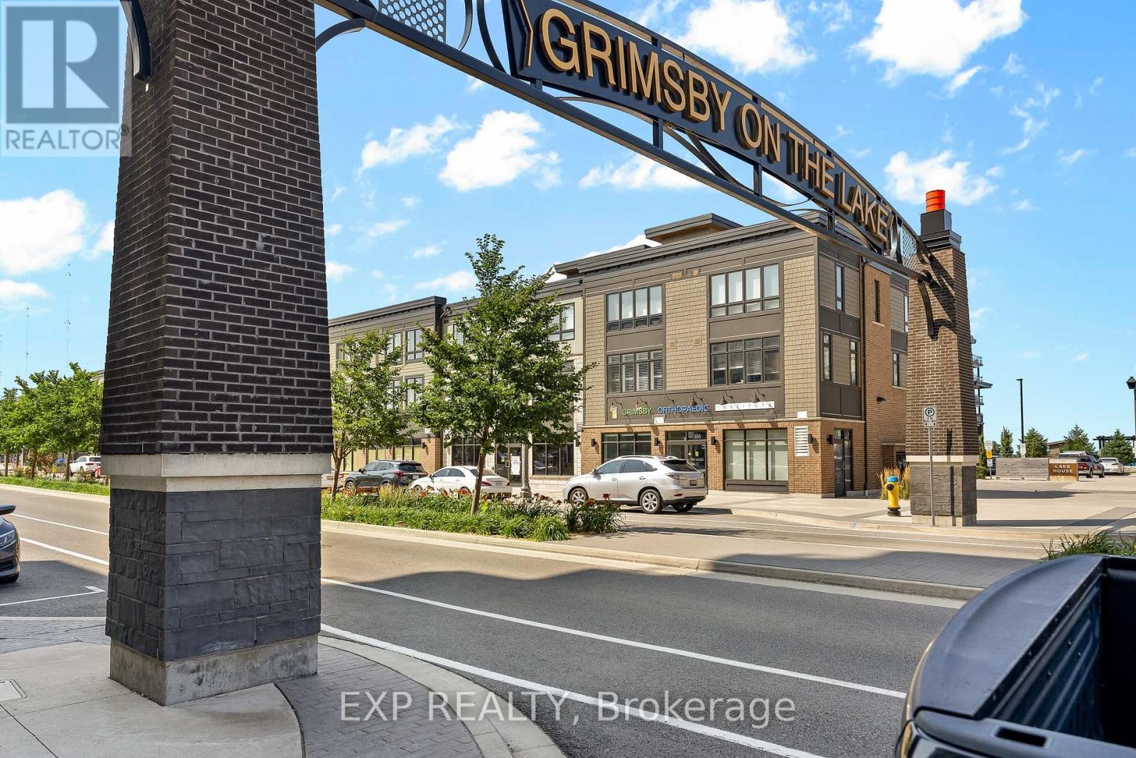 219 - 550 North Service Road, Grimsby (Grimsby Beach), ON - Outdoor