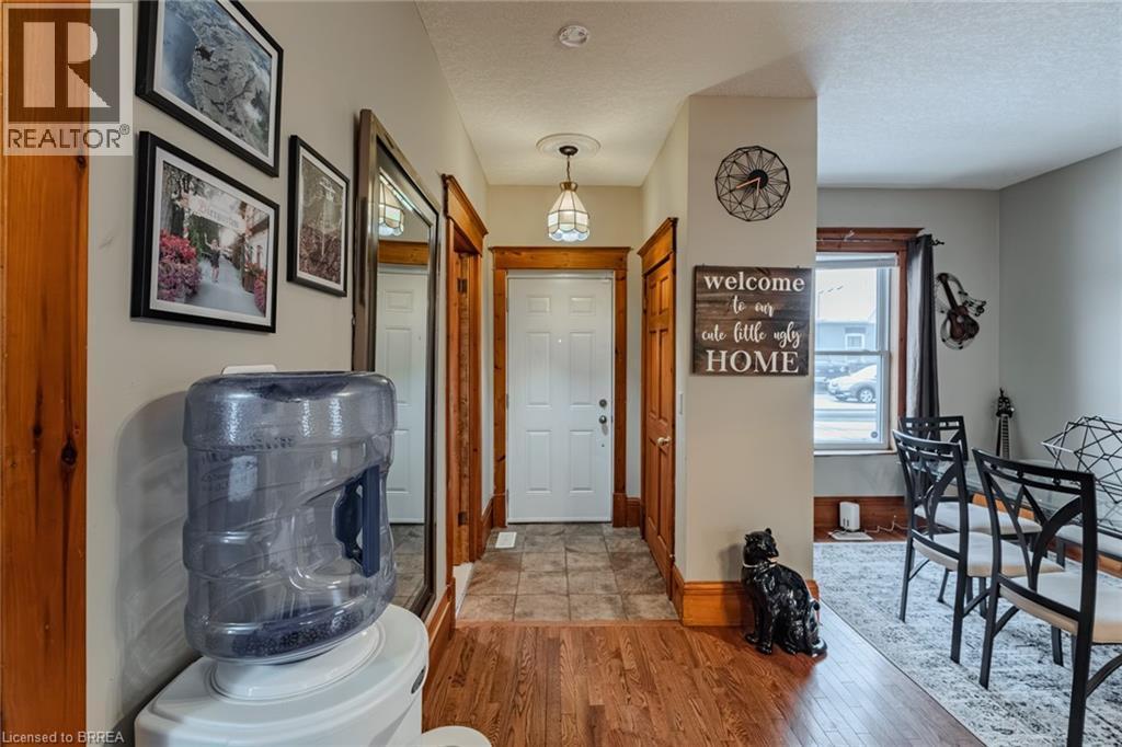 96 Emilie Street, Brantford, ON - Indoor