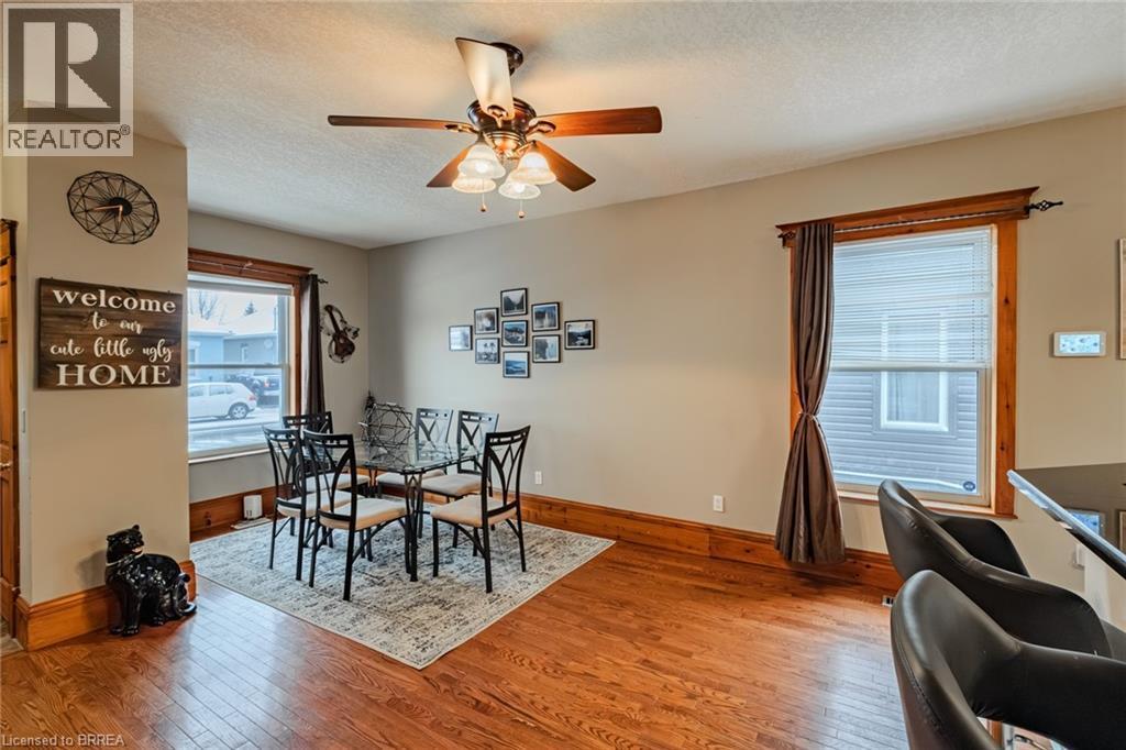 96 Emilie Street, Brantford, ON - Indoor Photo Showing Dining Room