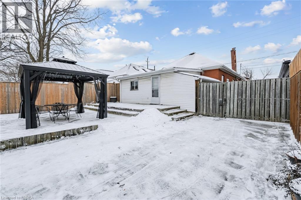 96 Emilie Street, Brantford, ON - Outdoor