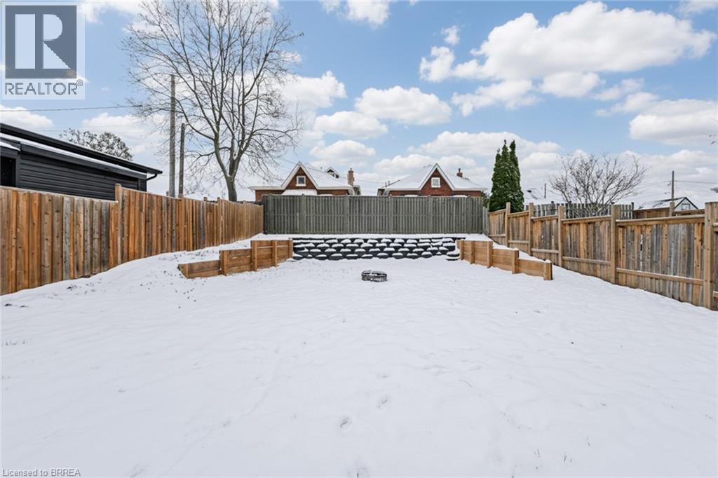 96 Emilie Street, Brantford, ON - Outdoor