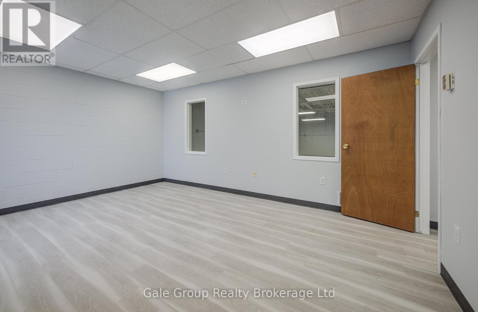 Office - 8 - 1033 Pattullo Avenue, Woodstock (Woodstock - South), ON