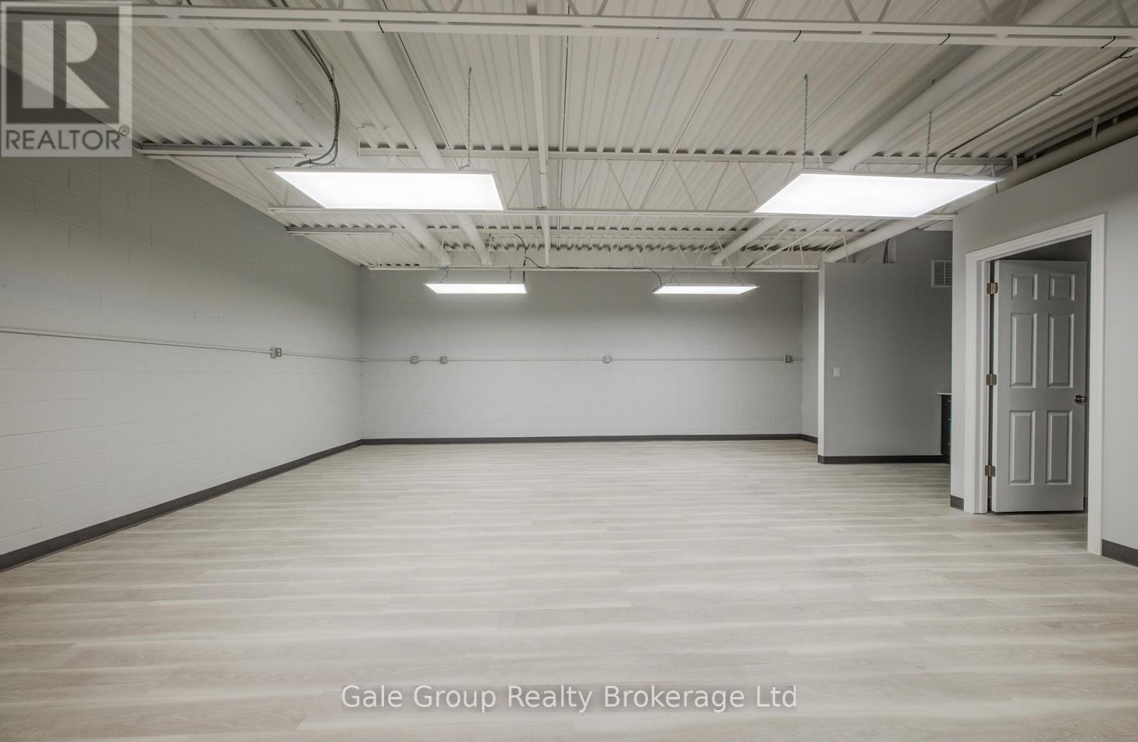 8 - 1033 Pattullo Avenue, Woodstock (Woodstock - South), ON