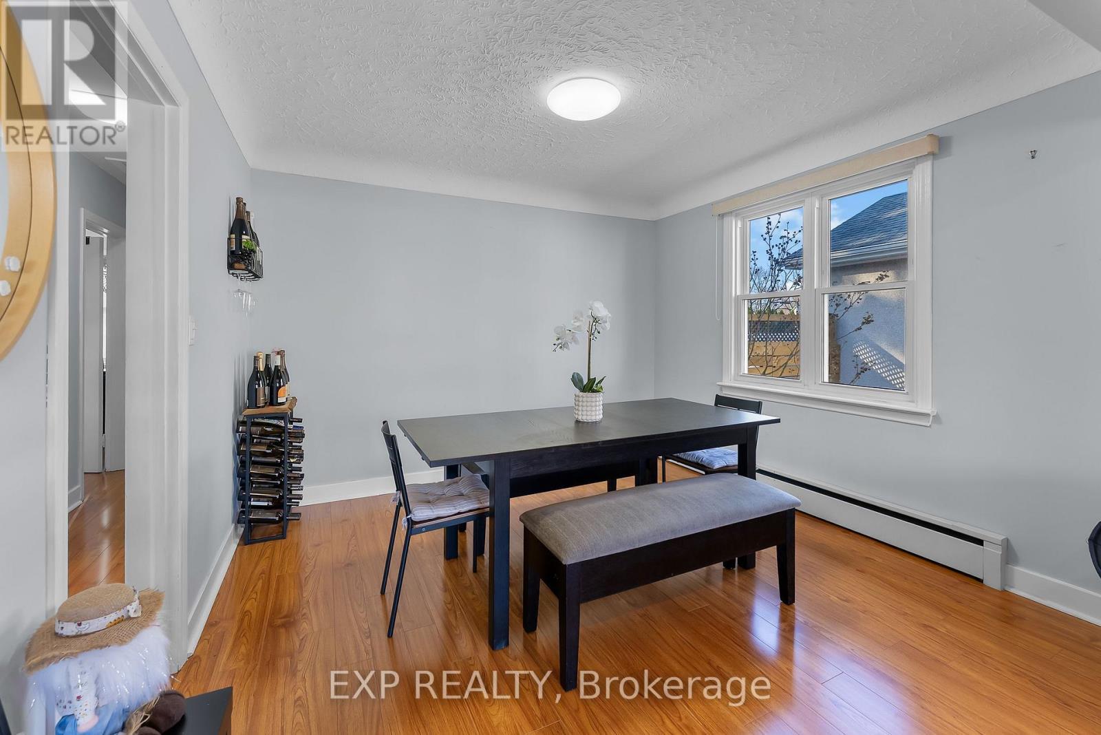 6 Hallcrest Avenue, St. Catharines (Vine/Linwell), ON - Indoor Photo Showing Dining Room
