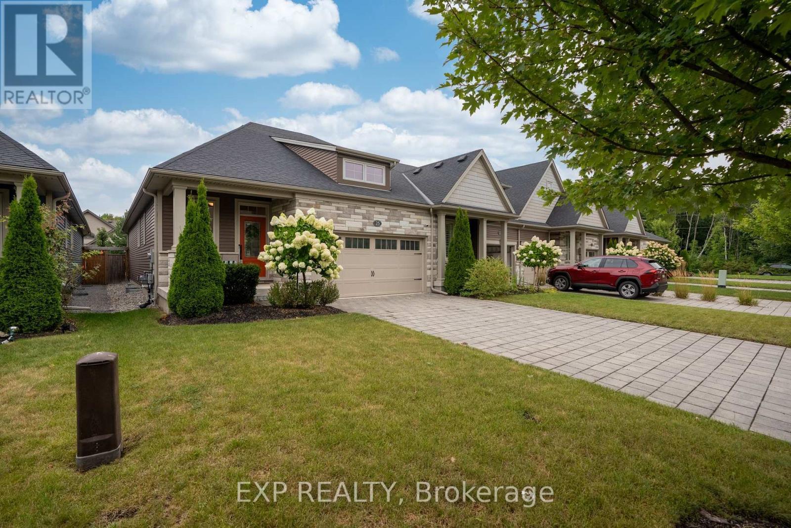 25 Andrew Lane, Thorold (Hurricane/Merrittville), ON - Outdoor With Facade