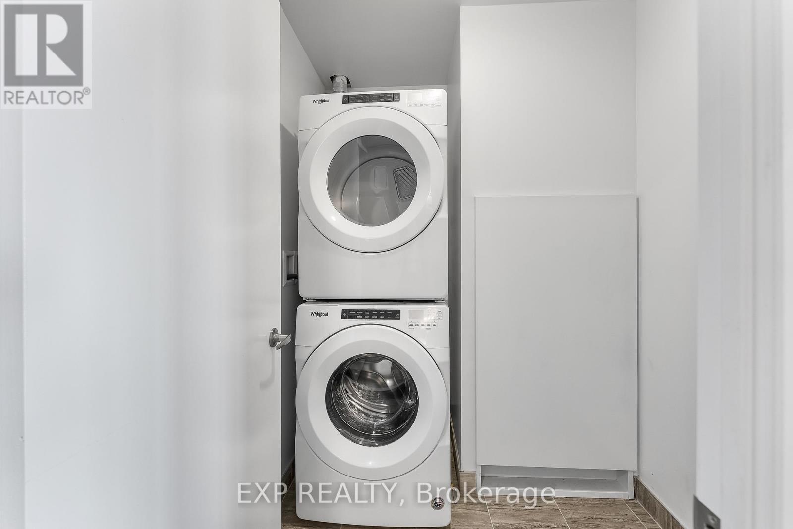 814 - 7711 Green Vista Gate, Niagara Falls (Oldfield), ON - Indoor Photo Showing Laundry Room