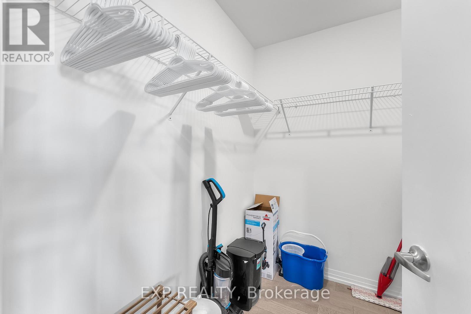814 - 7711 Green Vista Gate, Niagara Falls (Oldfield), ON - Indoor With Storage