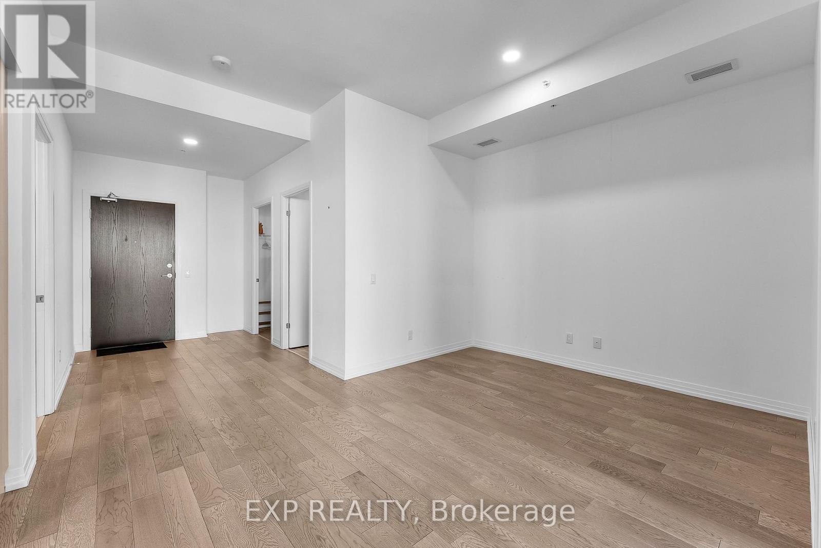 814 - 7711 Green Vista Gate, Niagara Falls (Oldfield), ON - Indoor Photo Showing Other Room