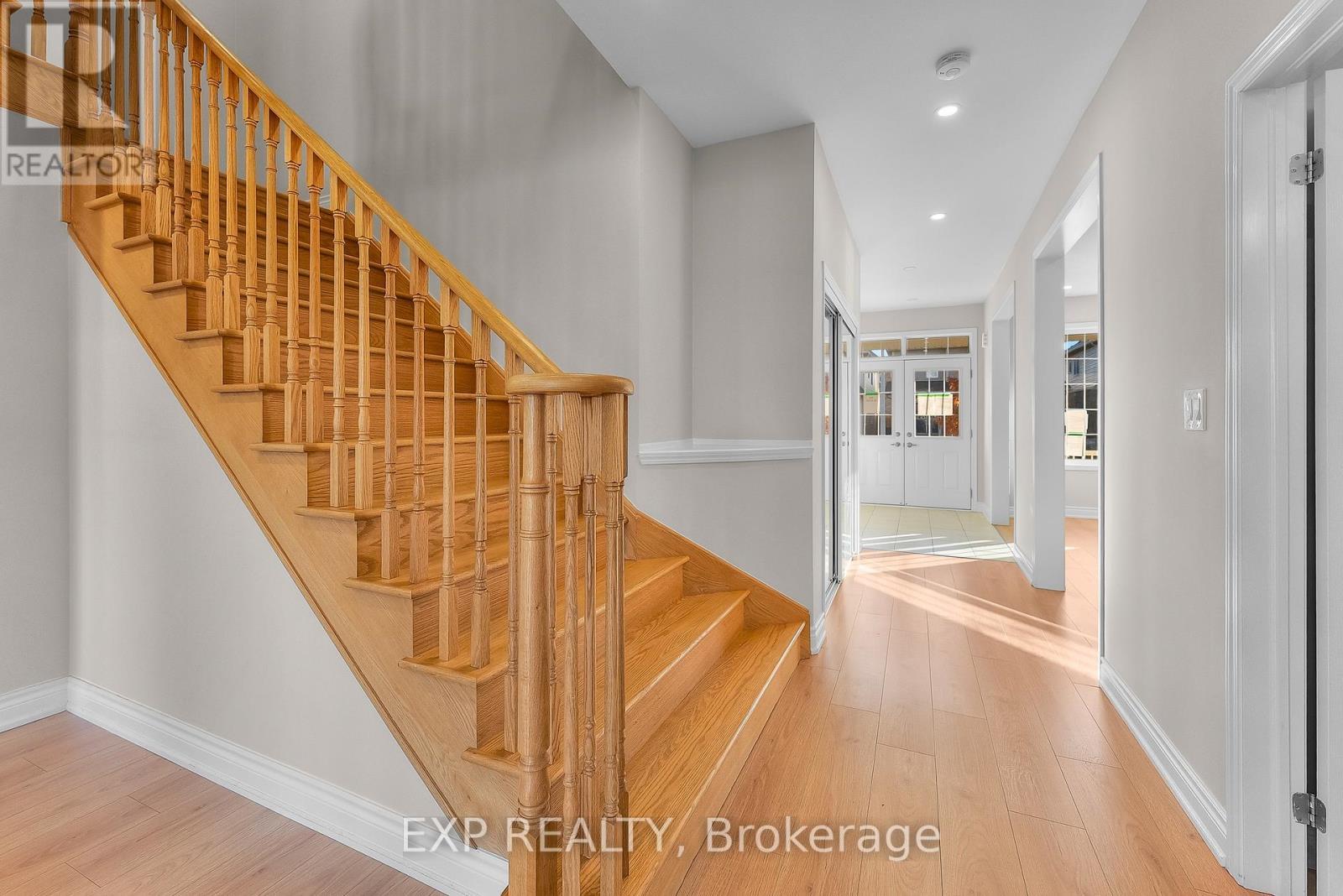 24 Esther Crescent, Thorold (Hurricane/Merrittville), ON - Indoor Photo Showing Other Room