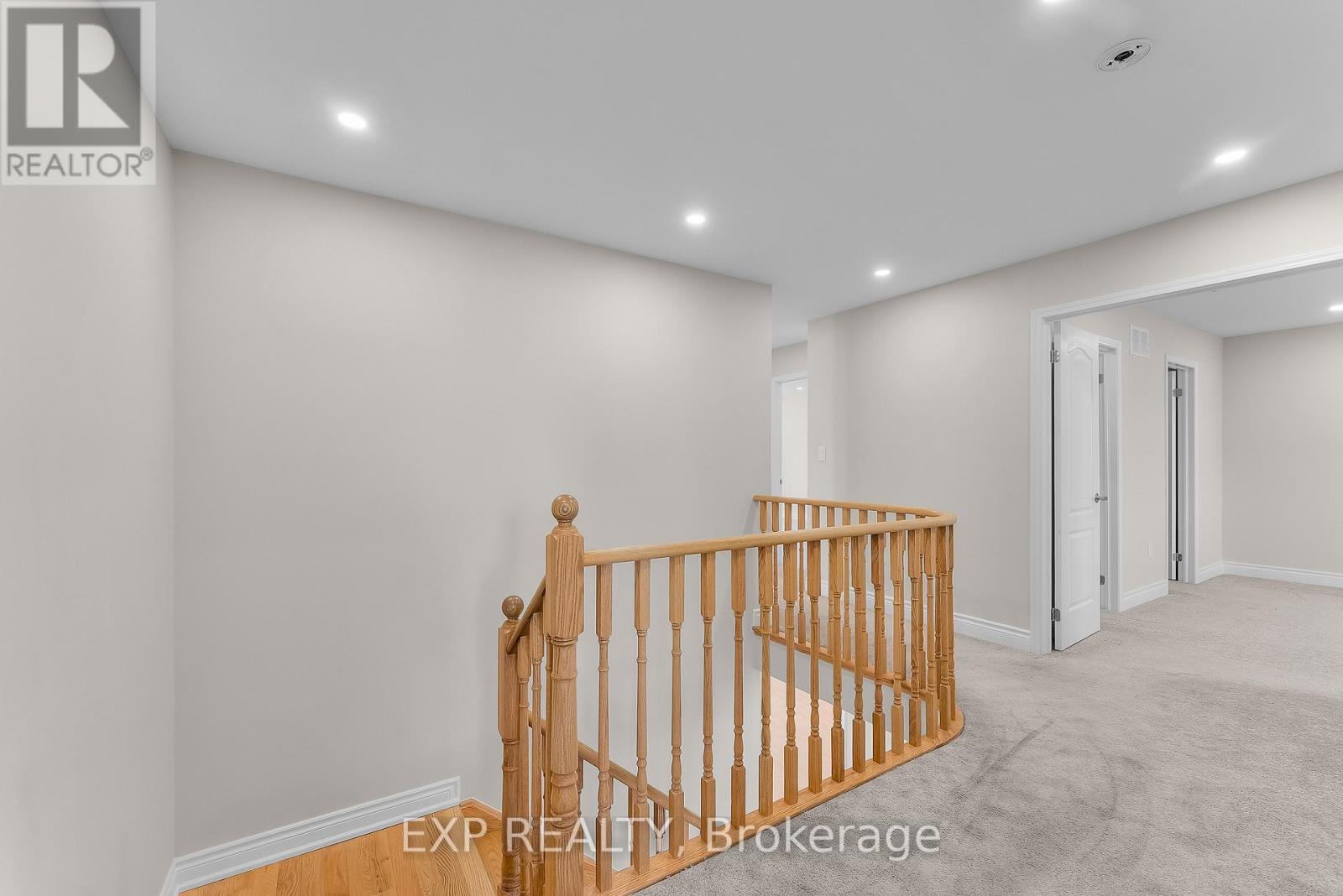 24 Esther Crescent, Thorold (Hurricane/Merrittville), ON - Indoor Photo Showing Other Room