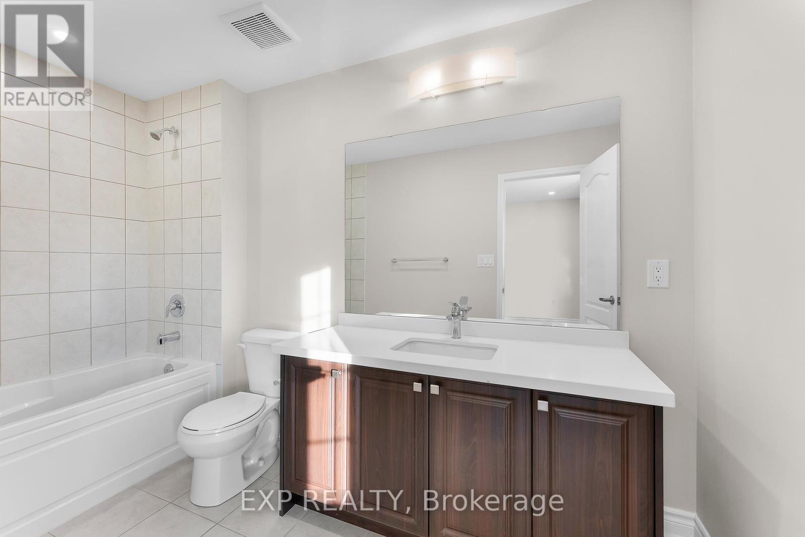 24 Esther Crescent, Thorold (Hurricane/Merrittville), ON - Indoor Photo Showing Bathroom