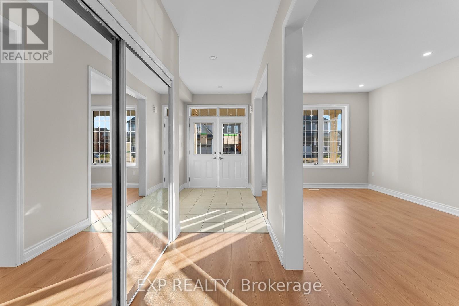 24 Esther Crescent, Thorold (Hurricane/Merrittville), ON - Indoor Photo Showing Other Room