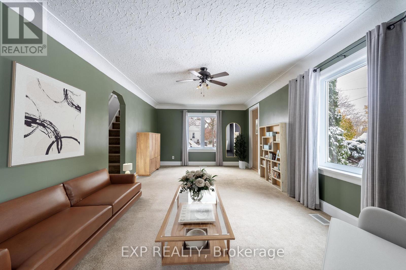 virtually staged - 742 Broadway Street, Welland (Broadway), ON - Indoor
