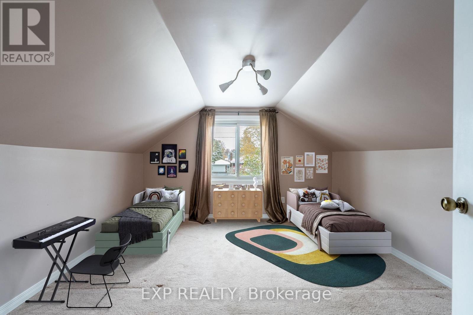 virtually staged - 742 Broadway Street, Welland (Broadway), ON - Indoor Photo Showing Other Room