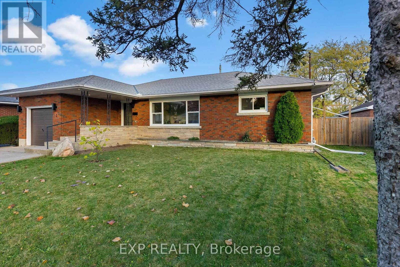 7 Harcove Street, St. Catharines (Vine/Linwell), ON - Outdoor
