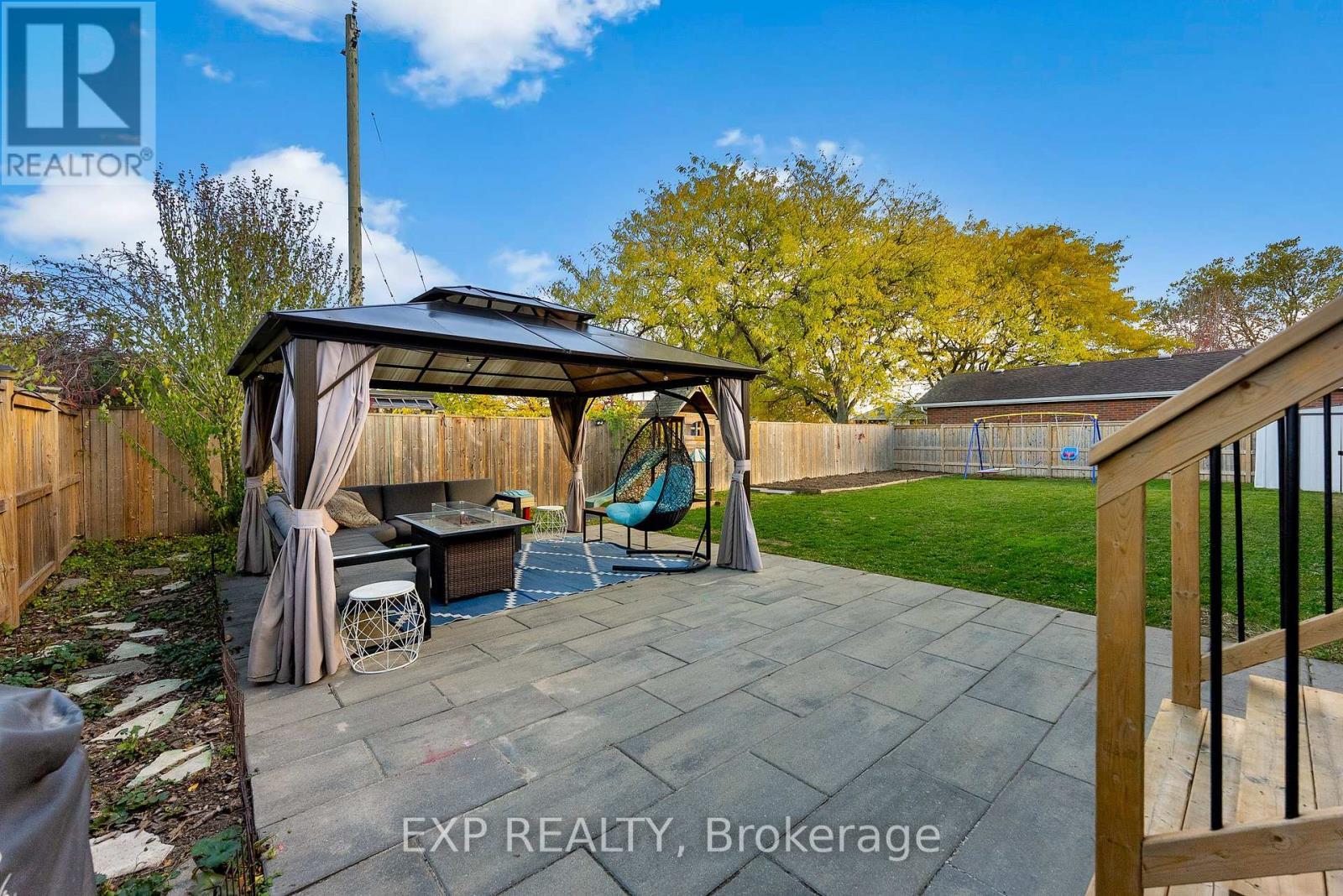 7 Harcove Street, St. Catharines (Vine/Linwell), ON - Outdoor