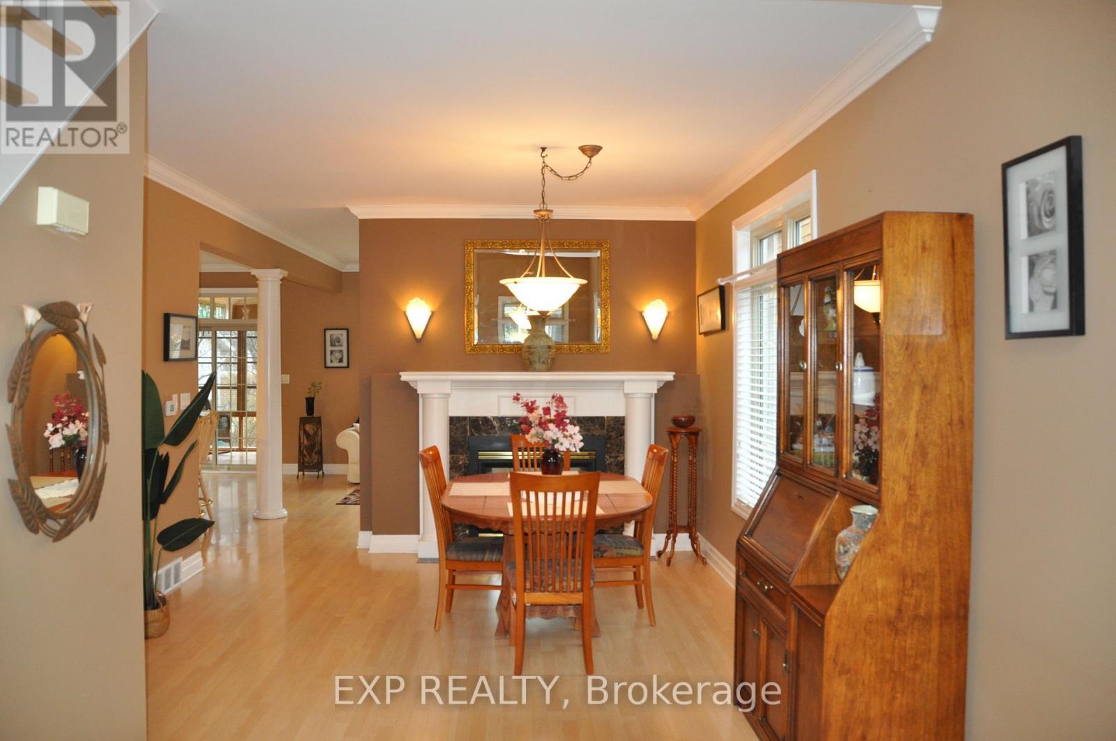 172 Dalhousie Avenue E, St. Catharines (Port Dalhousie), ON - Indoor With Fireplace