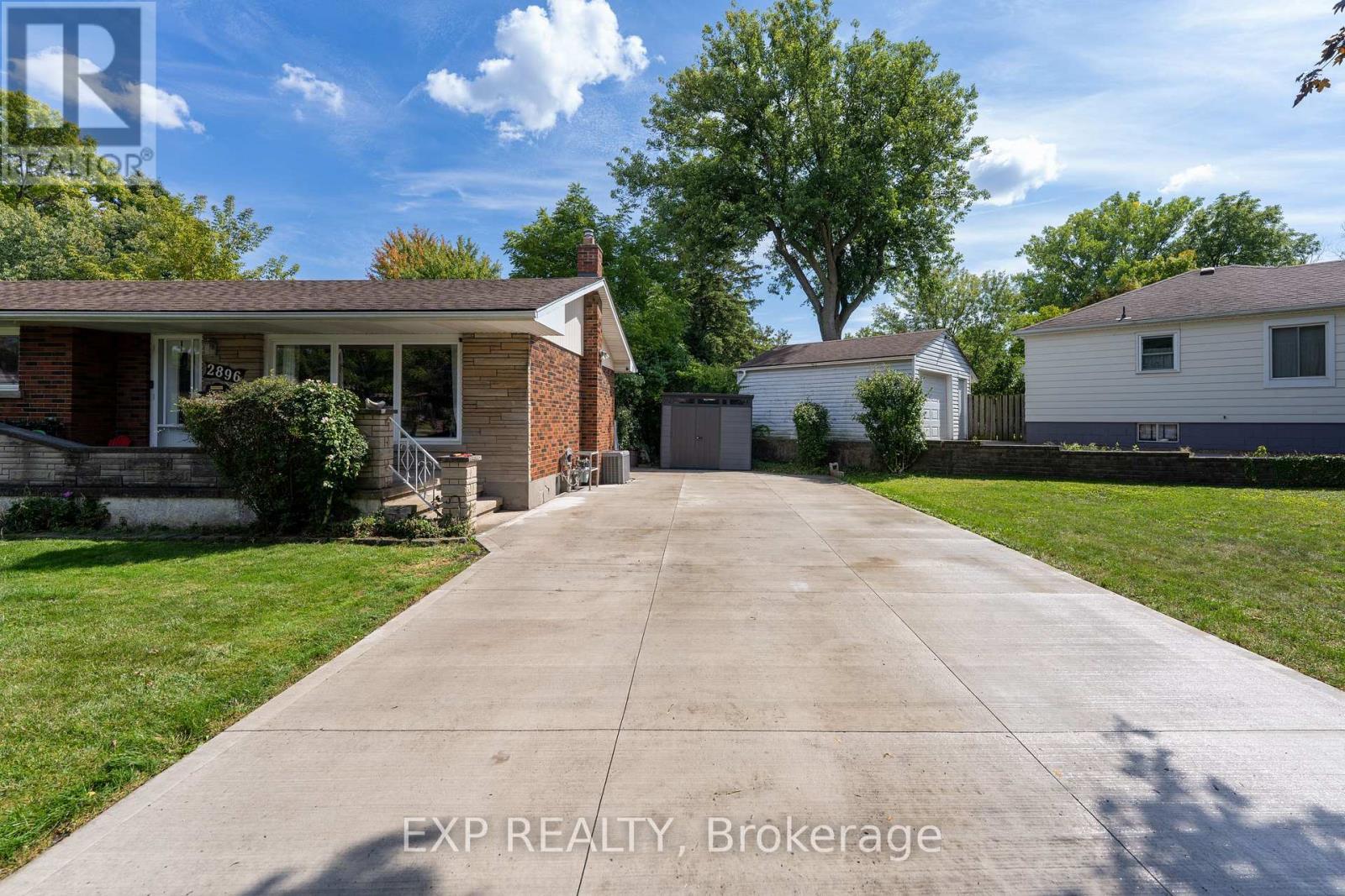 2896 Portage Road, Niagara Falls (Church'S Lane), ON - Outdoor