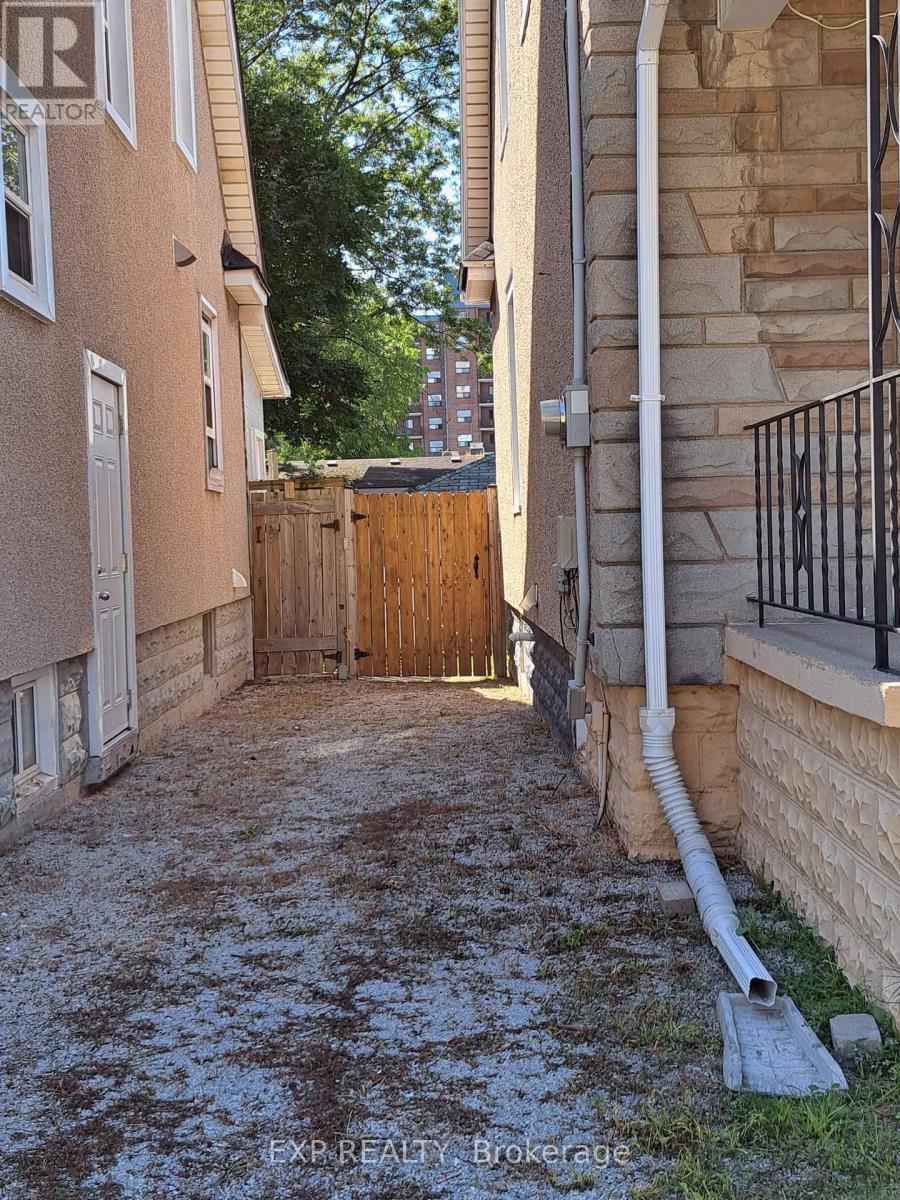 41 Kent Street, Welland (Welland Downtown), ON - Outdoor With Exterior