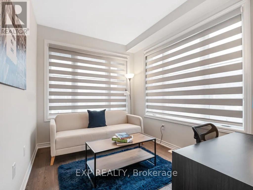 2 Sun Haven Lane, Thorold (Rolling Meadows), ON - Indoor Photo Showing Living Room