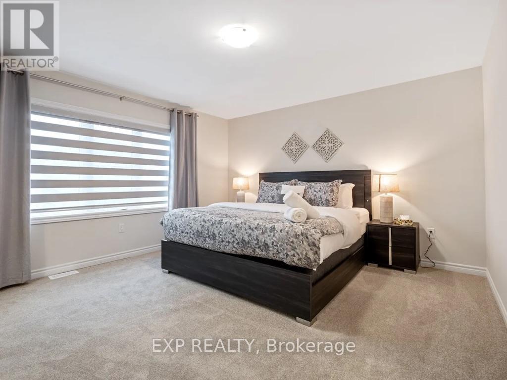 2 Sun Haven Lane, Thorold (Rolling Meadows), ON - Indoor Photo Showing Bedroom